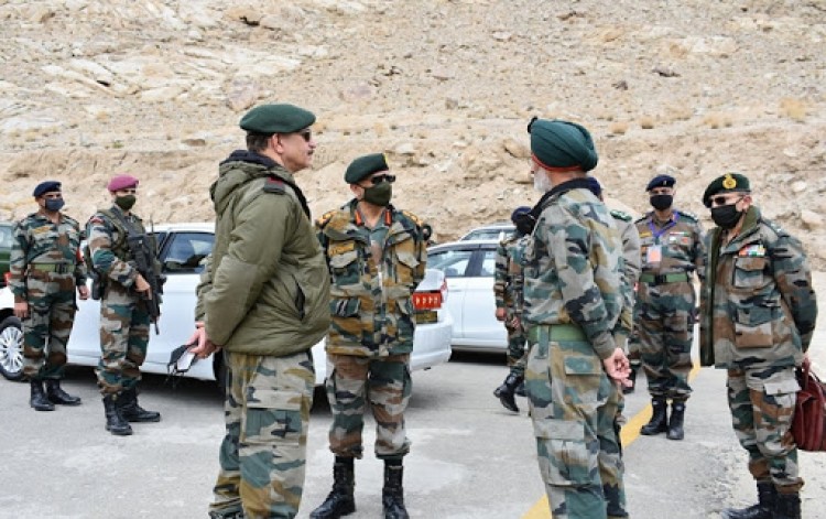 chief of army staff to ladakh