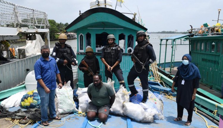 218 kg heroin seized in raids in sea