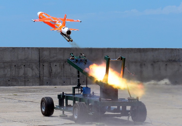 high speed expandable aerial target succeeded