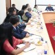 'भारत के बारेमें भ्रामक कहानियों से निपटें'