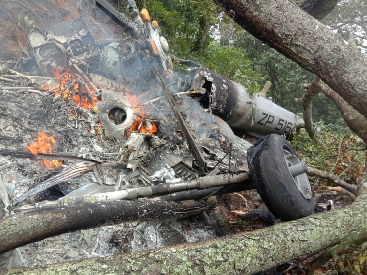 defense chief bipin rawat's helicopter crashes