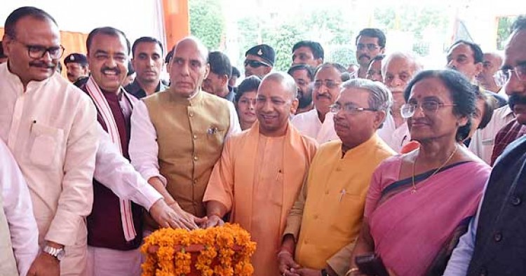 foundations and opening of 438 projects in lucknow