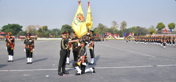 general mm naravane presented the president's colours dogra regiment