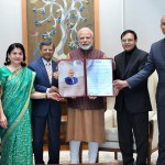 प्रधानमंत्री नरेंद्र मोदी को सम्मान