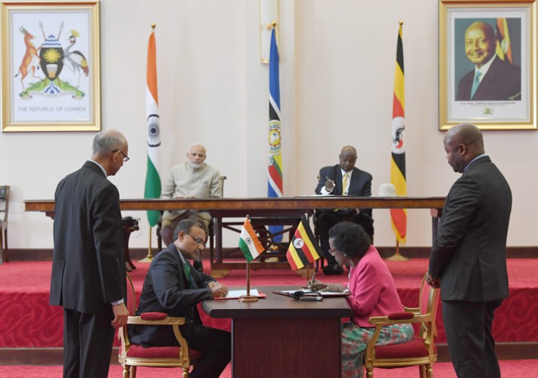 भारत और युगांडा में कई समझौतें