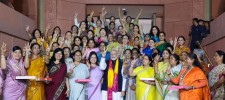 महिलाओं ने प्रधानमंत्री से जताई खुशी