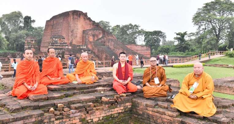 बौद्ध प्रतिनिधियों ने देखा प्राचीन नालंदा
