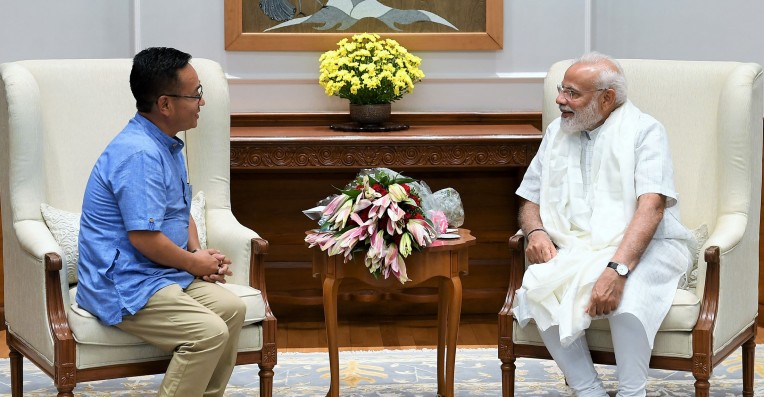 सिक्किम के मुख्यमंत्री मोदी से मिले