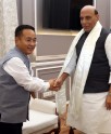 सिक्किम के मुख्यमंत्री रक्षामंत्री से मिले