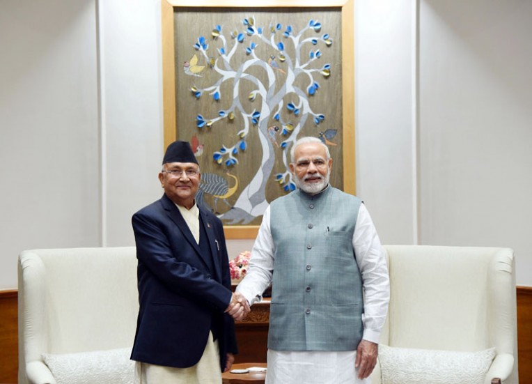 नेपाल के प्रधानमंत्री मोदी से मिले