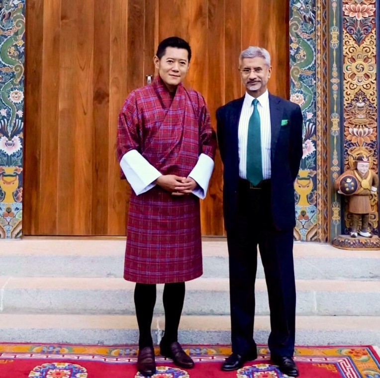 भूटान के राजा से मिले विदेश मंत्री