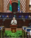 मालदीव की संसद में मोदी