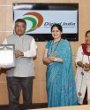 आईटी मंत्री ने एनएसजी को पुरस्कार दिए